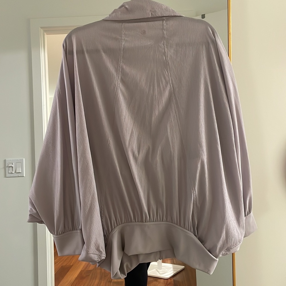 New Lululemon New Rituals - Picture 9 of 9